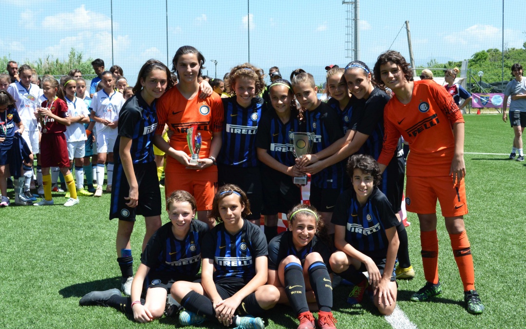 L’Inter si aggiudica la terza edizione della Carlini Cup (foto premiazione)